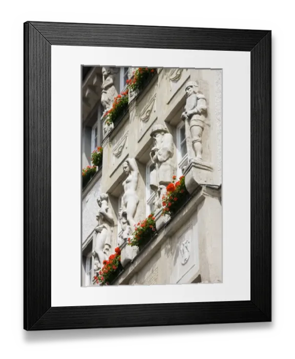Framed Print : GERMANY, Bayern-Bavaria, Munich. Building Gargoyles on Kaufinger Strasse Framed Print : GERMANY, Bayern-Bavaria, Munich. Building Gargoyles on Kaufinger Strasse