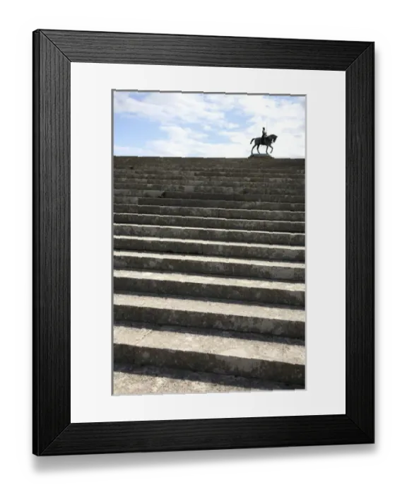 Framed Print : The staircase to the Constables Terrace with the equestrian statue of the Anne