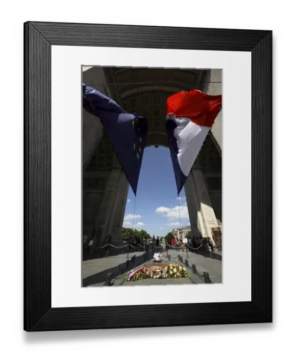 Framed Print : Tomb of the Unknown Soldier under Arc de Triomphe. Paris. France Framed Print : Tomb of the Unknown Soldier under Arc de Triomphe. Paris. France