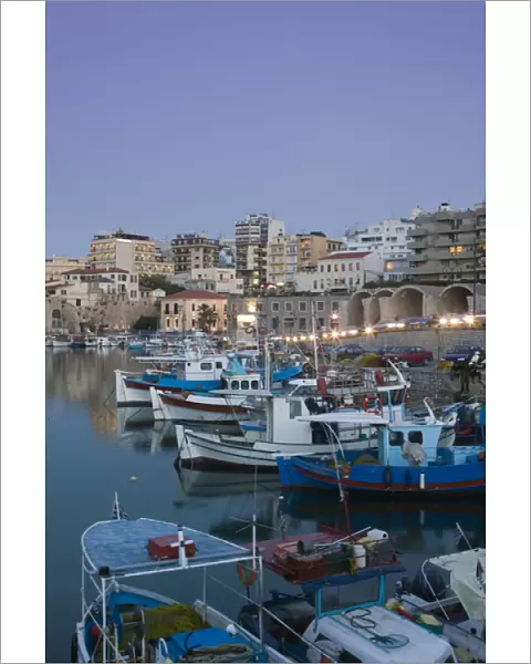 GREECE-CRETE-Iraklio Province-Iraklio: Old Harbor  /  Evening