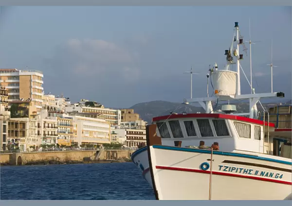 GREECE-CRETE-Lasithi Province-Agios Nikolaos: Port View Morning