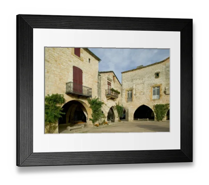 Framed Print : Place des Corniers, Montpazier, Dordogne, Perigord, France. A bastide or fortified town Framed Print : Place des Corniers, Montpazier, Dordogne, Perigord, France. A bastide or fortified town