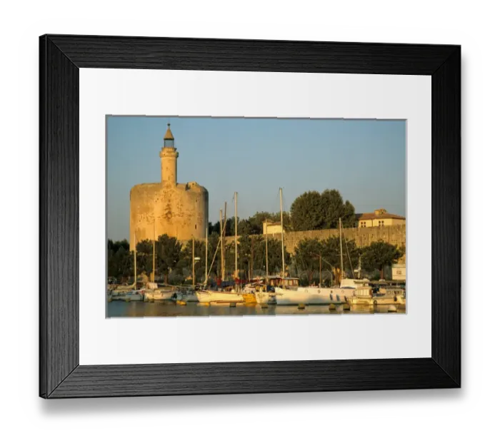 Framed Print : Aigues-Mortes, Gard, Provence, Camargue, France