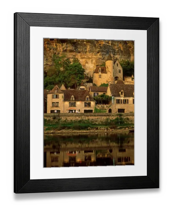 Framed Print : La Roque-Gageac reflected in the Dordogne River, France Framed Print : La Roque-Gageac reflected in the Dordogne River, France