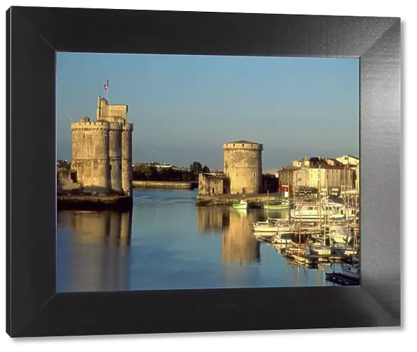 La Rochelle, Charante Maritime, France Old Port, Tour Saint Nicolas, Tour de la Chaine