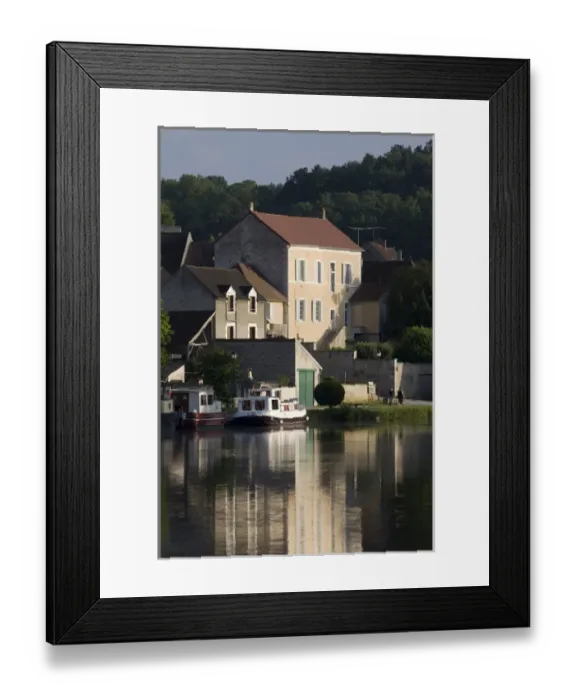 Framed Print : River Yonne, Mailly-le-Ville, Yonne, Nivernais, Burgundy, France Framed Print : River Yonne, Mailly-le-Ville, Yonne, Nivernais, Burgundy, France