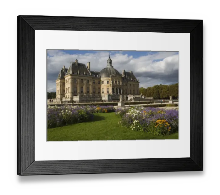 Framed Print : Chateau Vaux-le-Vicomte, Seine-et-Marne, Ile de France, France Framed Print : Chateau Vaux-le-Vicomte, Seine-et-Marne, Ile de France, France