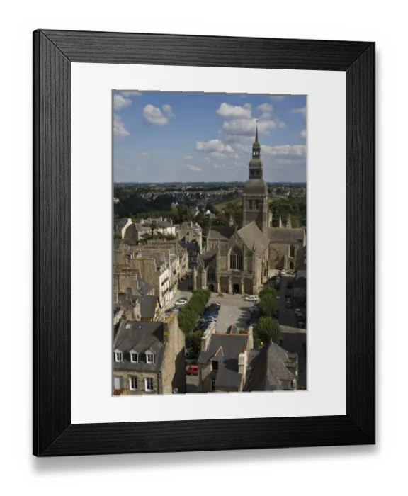Framed Print : Dinan, Cote d Armor, Brittany, France
