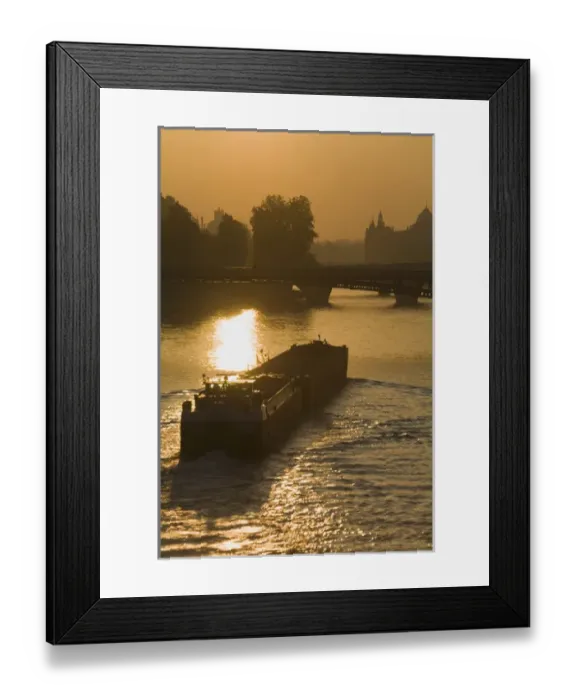 Framed Print : Sunrise over Seine, Paris, France Framed Print : Sunrise over Seine, Paris, France