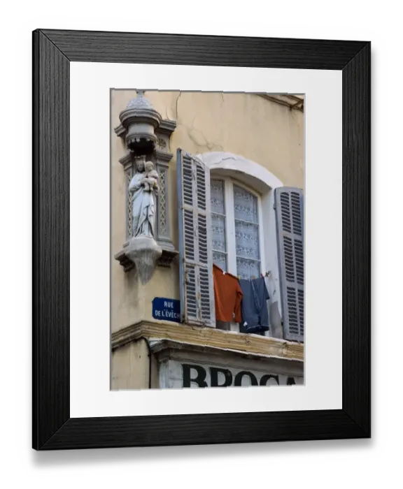 Framed Print : France, Provence, Bouches du Rhone, Marsielles, Virgin Mary and laundry hanging to dry