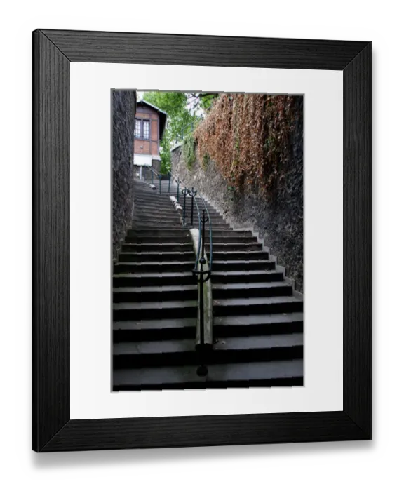 Framed Print : France, Paris, Pere Lachaise cemetery Framed Print : France, Paris, Pere Lachaise cemetery