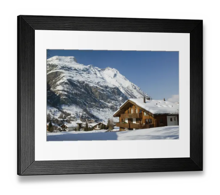 Framed Print : SWITZERLAND-Wallis / Valais-ZERMATT: Ski Chalet / Winter Framed Print : SWITZERLAND-Wallis / Valais-ZERMATT: Ski Chalet / Winter