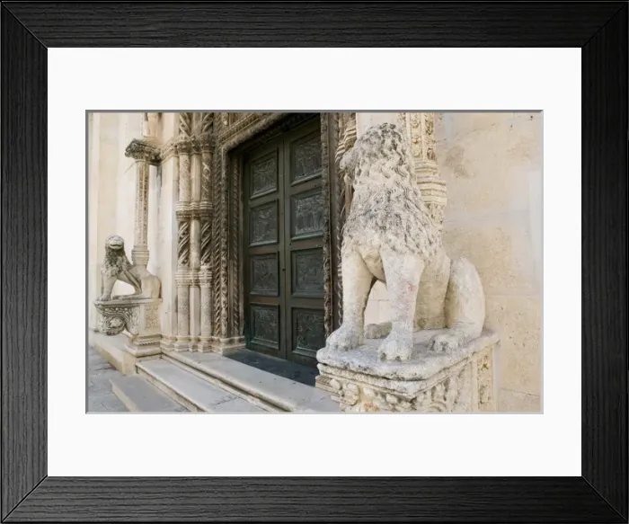 Framed Print : entrance to St. Jacobs Cathedral, sibenik, croatia, eastern europe. balkan, europe Framed Print : entrance to St. Jacobs Cathedral, sibenik, croatia, eastern europe. balkan, europe