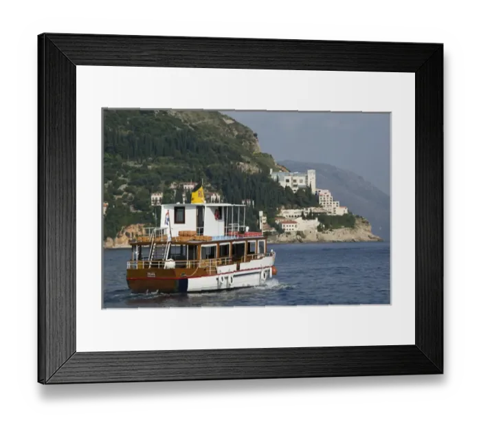 Framed Print : CROATIA, Southern Dalmatia, DUBROVNIK. Old Town DUBROVNIK, view of the Old Harbor