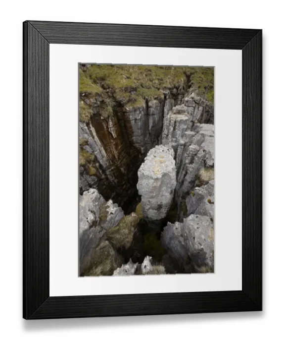 Framed Print : The Buttertubs, Buttertubs Pass, Yorkshire Dales National Park, Yorkshire, England Framed Print : The Buttertubs, Buttertubs Pass, Yorkshire Dales National Park, Yorkshire, England