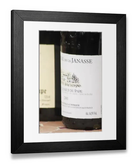 Framed Print : Domaine de la Janasse 2001. The restaurant Le Verger de Papes in the village Framed Print : Domaine de la Janasse 2001. The restaurant Le Verger de Papes in the village