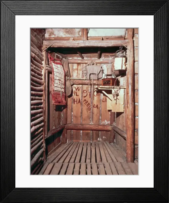 Framed Print : FIRST WORLD WAR (1914-1918). Telephone set in a trench. (France, 1915) Framed Print : FIRST WORLD WAR (1914-1918). Telephone set in a trench. (France, 1915)
