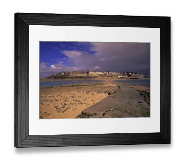 Framed Print : France, Brittany, St. Malo. Ille-et-Vilaine. Town view from Causeway Framed Print : France, Brittany, St. Malo. Ille-et-Vilaine. Town view from Causeway