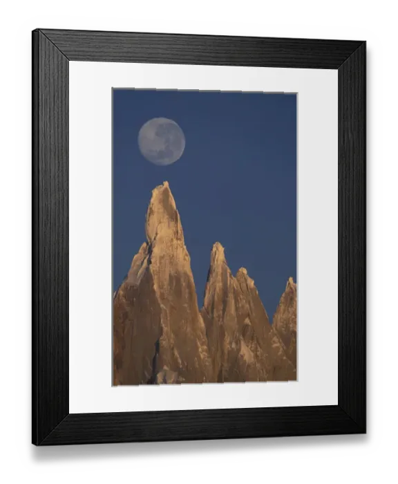 Framed Print : South America, Argentina, Patagonia Parque Nacional los Glaciares Framed Print : South America, Argentina, Patagonia Parque Nacional los Glaciares