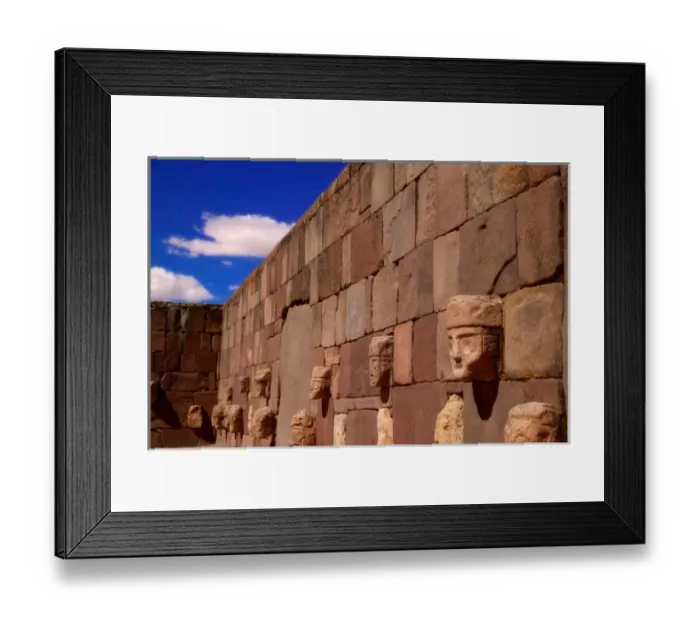 Framed Print : Sculpture head sticking out from ancient wall at Tiwanak Ruins, La Paz, Bolivia