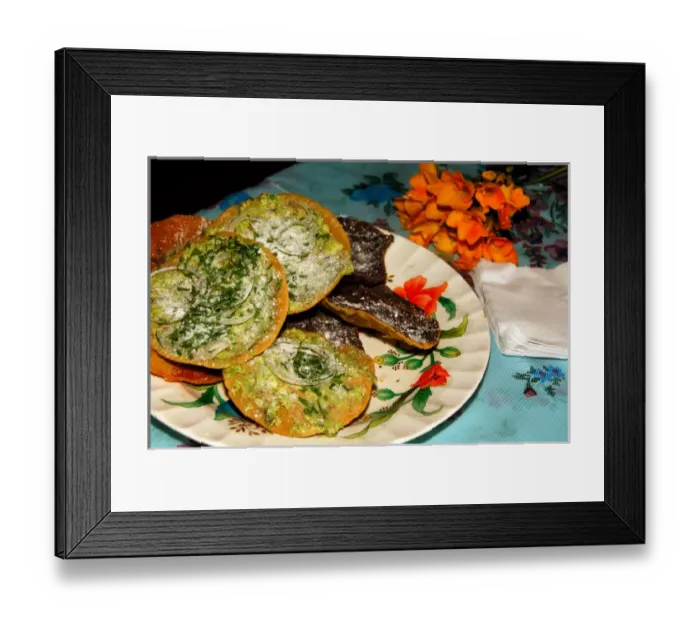 Framed Print : Central America, Guatemala, Guatemala City. Typical Guatemalan food. Homemade corn Framed Print : Central America, Guatemala, Guatemala City. Typical Guatemalan food. Homemade corn