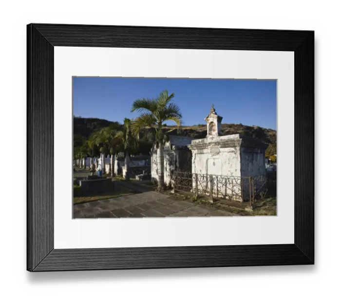 Framed Print : France, Reunion Island, St-Paul, Cemetiere Marin, seaside cemetery Framed Print : France, Reunion Island, St-Paul, Cemetiere Marin, seaside cemetery