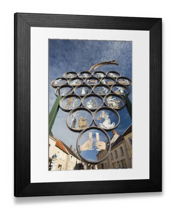 Framed Print : France, Marne, Champagne Region, Chatillon sur Marne, winemaking artwork Framed Print : France, Marne, Champagne Region, Chatillon sur Marne, winemaking artwork