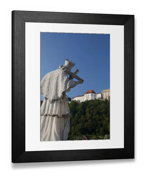 Framed Print : Germany, Passau. Bishop statue in front of hilltop Veste Oberhaus (aka Upper Fortress) Framed Print : Germany, Passau. Bishop statue in front of hilltop Veste Oberhaus (aka Upper Fortress)