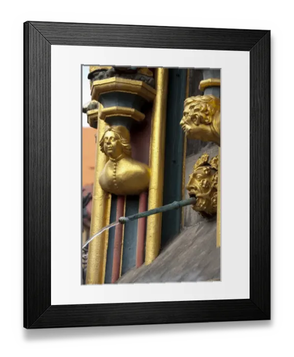 Framed Print : Germany, Bavaria, Nuremberg. Market Square, Lovely Fountain (aka Beauitful