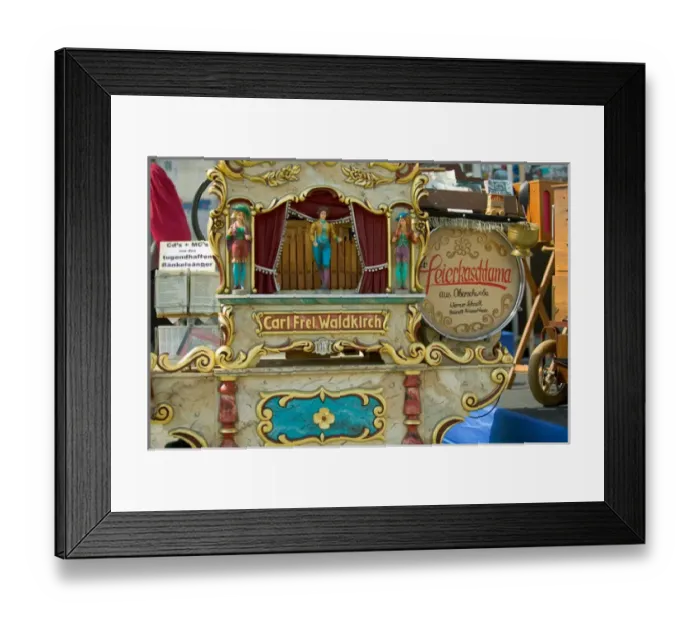 Framed Print : hand organ, warnemunde