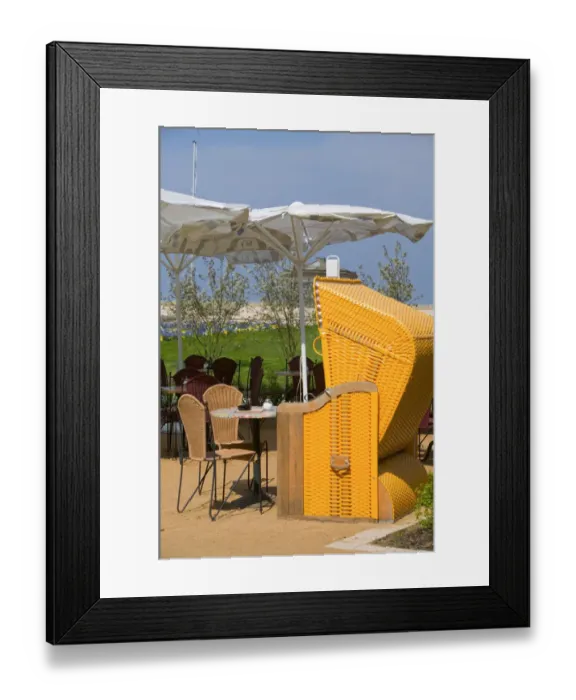 Framed Print : outdoor cafe, warnemunde Framed Print : outdoor cafe, warnemunde