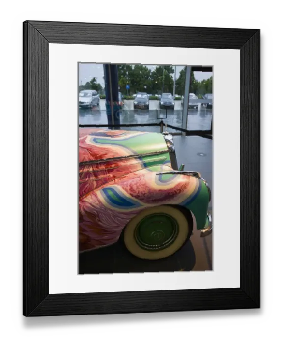 Framed Print : GERMANY, Baden-Wurttemberg, Stuttgart. Mercedes Benz Museum, Mercedes 220 painted Framed Print : GERMANY, Baden-Wurttemberg, Stuttgart. Mercedes Benz Museum, Mercedes 220 painted