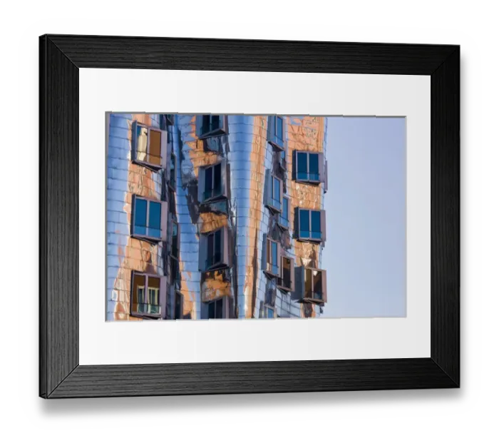 Framed Print : GERMANY, Nordrhein-Westfalen, Dusseldorf. Medienhafen, Frank Gehry building, Neuer
