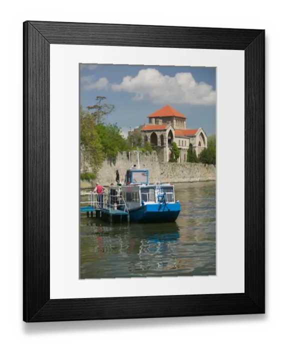 Framed Print : HUNGARY-WESTERN TRANSDANUBIA-Tata: Oregvar-The Old Castle & Domolps Kuny Museum