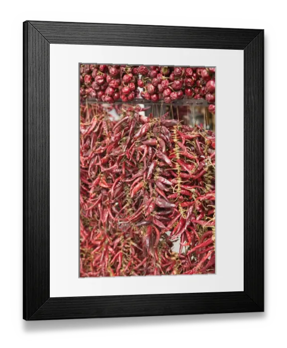 Framed Print : HUNGARY-DANUBE BEND-Szentendre: Paprika / Hot Peppers Danube River Tourist Framed Print : HUNGARY-DANUBE BEND-Szentendre: Paprika / Hot Peppers Danube River Tourist