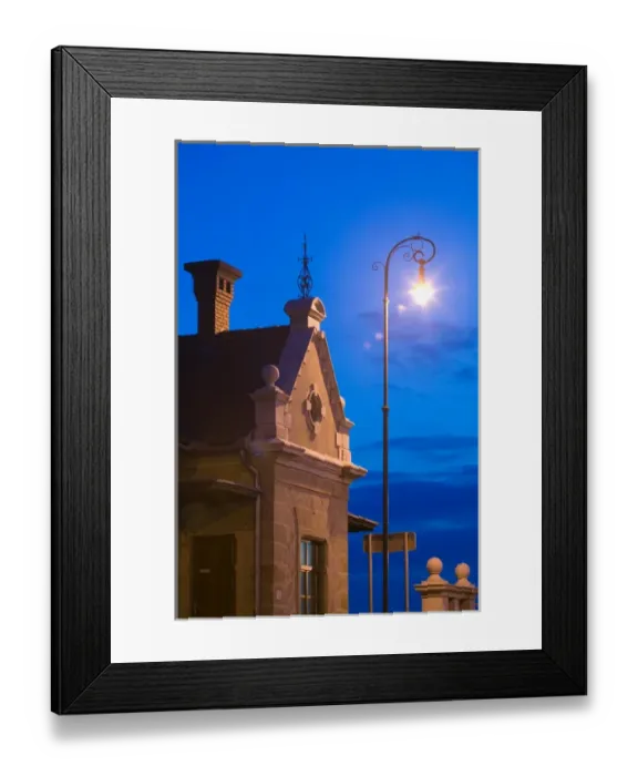 Framed Print : HUNGARY-DANUBE BEND-Estergom: Maria Valeria Bridge across the Danube River Framed Print : HUNGARY-DANUBE BEND-Estergom: Maria Valeria Bridge across the Danube River