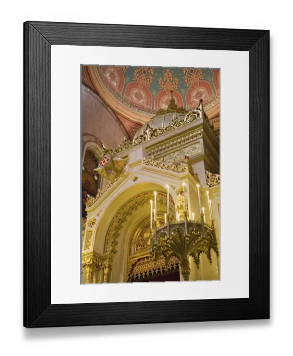 Framed Print : HUNGARY-Budapest: The Great Synagogue - Biggest in Europe Interior- Altar detail Framed Print : HUNGARY-Budapest: The Great Synagogue - Biggest in Europe Interior- Altar detail