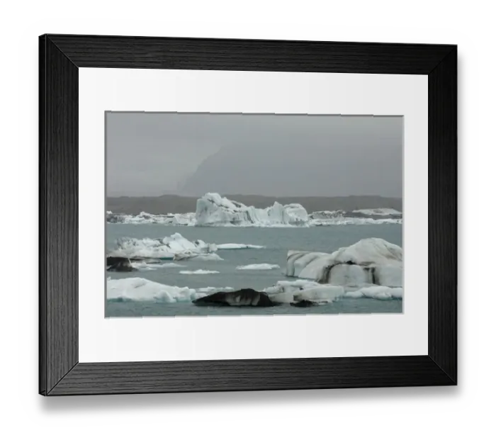 Framed Print : Icebergs floating in Jokulsarlon glacial lagoon, South coast, Iceland
