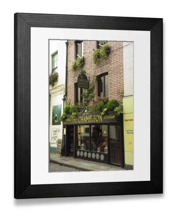 Framed Print : IRELAND, Dublin. Temple Bar. The Chameleon restaurant Framed Print : IRELAND, Dublin. Temple Bar. The Chameleon restaurant