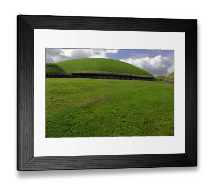Framed Print : Europe, Ireland, Meath, Bru na Boinne. Knowth Passage Tombs, a UNESCO World Heritage Site Framed Print : Europe, Ireland, Meath, Bru na Boinne. Knowth Passage Tombs, a UNESCO World Heritage Site