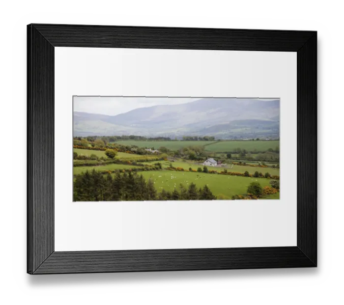 Framed Print : A scenic landscape of the Dingle Penninsula in Western Ireland with an old farm house