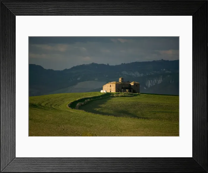 Framed Print : Farm, Umbria, Italy