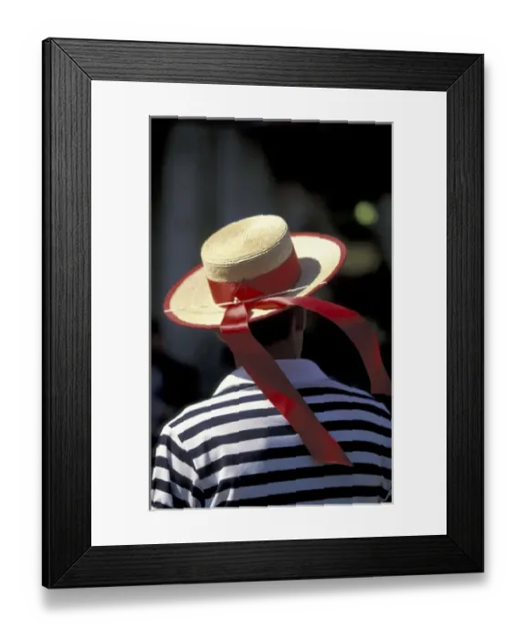 Framed Print : Europe, Italy, Venice Gondolier by Rialto Bridge Framed Print : Europe, Italy, Venice Gondolier by Rialto Bridge