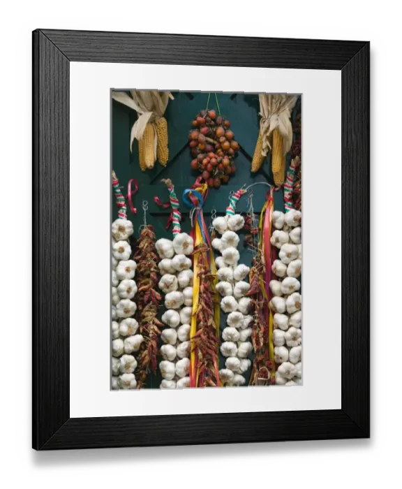 Framed Print : ITALY-Campania-(Bay of Naples)-ISCHIA-ISCHIA PONTE: Garlic Framed Print : ITALY-Campania-(Bay of Naples)-ISCHIA-ISCHIA PONTE: Garlic