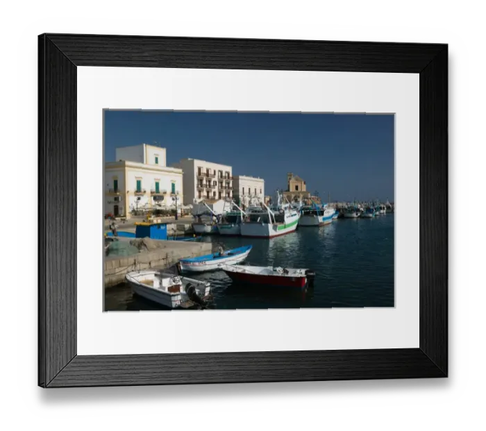 Framed Print : Italy, Puglia, Gallipoli, Town View from Port Framed Print : Italy, Puglia, Gallipoli, Town View from Port