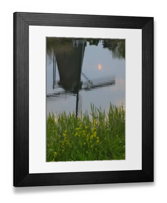 Framed Print : Reflection of windmills in the water along the canal in Kinderdijk, Netherlands Framed Print : Reflection of windmills in the water along the canal in Kinderdijk, Netherlands