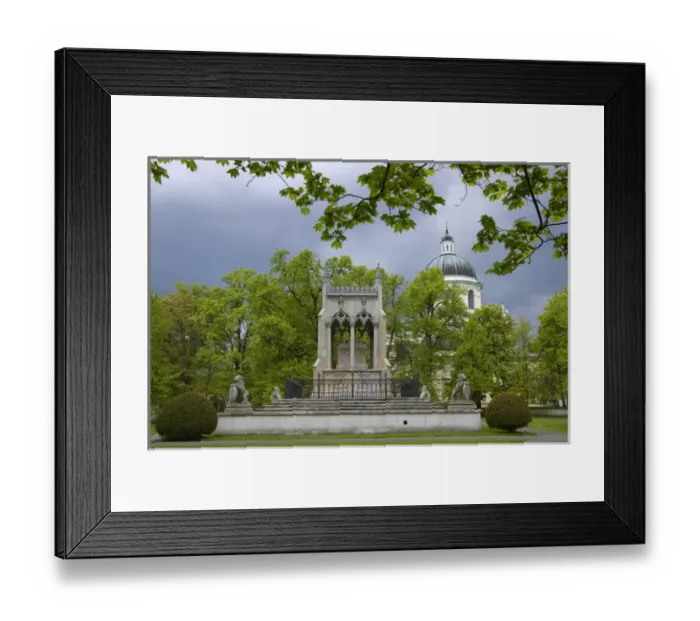 Framed Print : Mausoleum of Stanislaw and Aleksandra Potocki (owners of Wilan between 1799 and 1892) Framed Print : Mausoleum of Stanislaw and Aleksandra Potocki (owners of Wilan between 1799 and 1892)