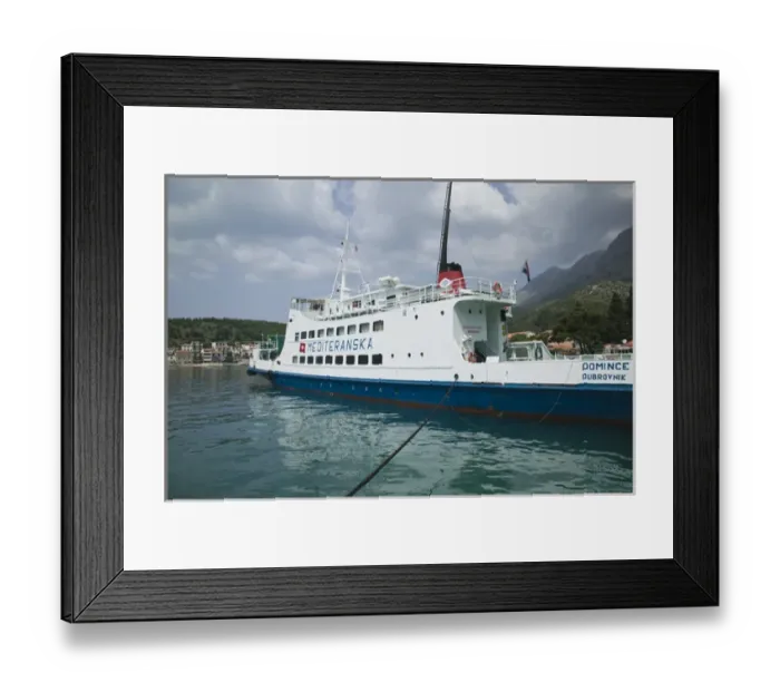 Framed Print : CROATIA-Southern Dalmatia-DRVENIK: The resort of DRVENIK, gateway to HVAR island-Hvar