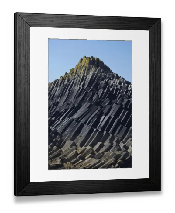 Framed Print : Polygonal basalt, Am Buachaille rocks, Staffa, off Isle of Mull, Scotland, United Kingdom Framed Print : Polygonal basalt, Am Buachaille rocks, Staffa, off Isle of Mull, Scotland, United Kingdom