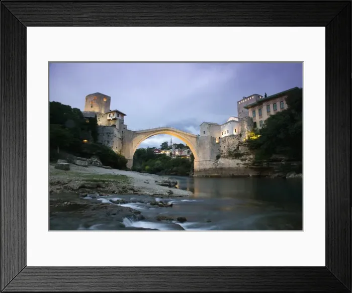 Framed Print : Bosnia-Hercegovina - Mostar. The Old Bridge Stari Most - (b. 1556 / destroyed Framed Print : Bosnia-Hercegovina - Mostar. The Old Bridge Stari Most - (b. 1556 / destroyed